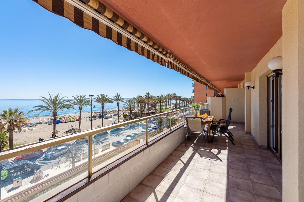 797 Holiday Rentals - Amplio Piso Con Terraza En Primera Linea De Playa Torremolinos Luaran gambar